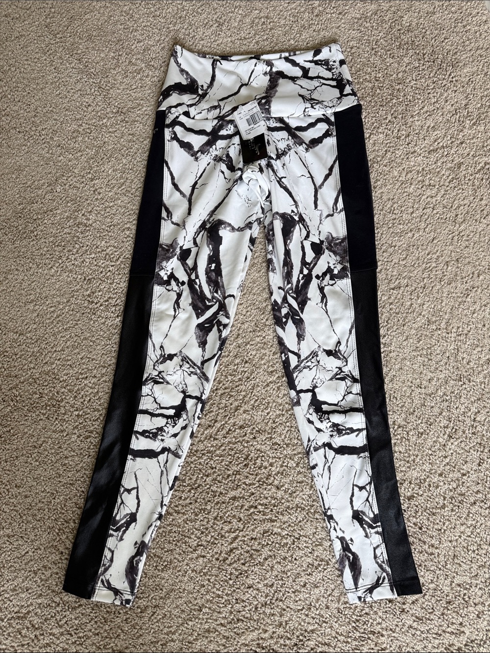 Women's Black & White Marble Leggings with Side Panels size medium large
